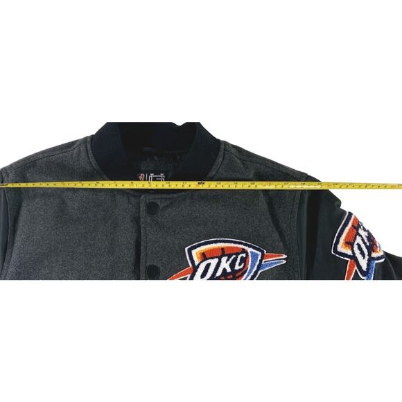 Ultra Game OKC NBA Varsity Jacket Men's Medium Embroidered Logo Quilted Lining - Picture 7 of 14